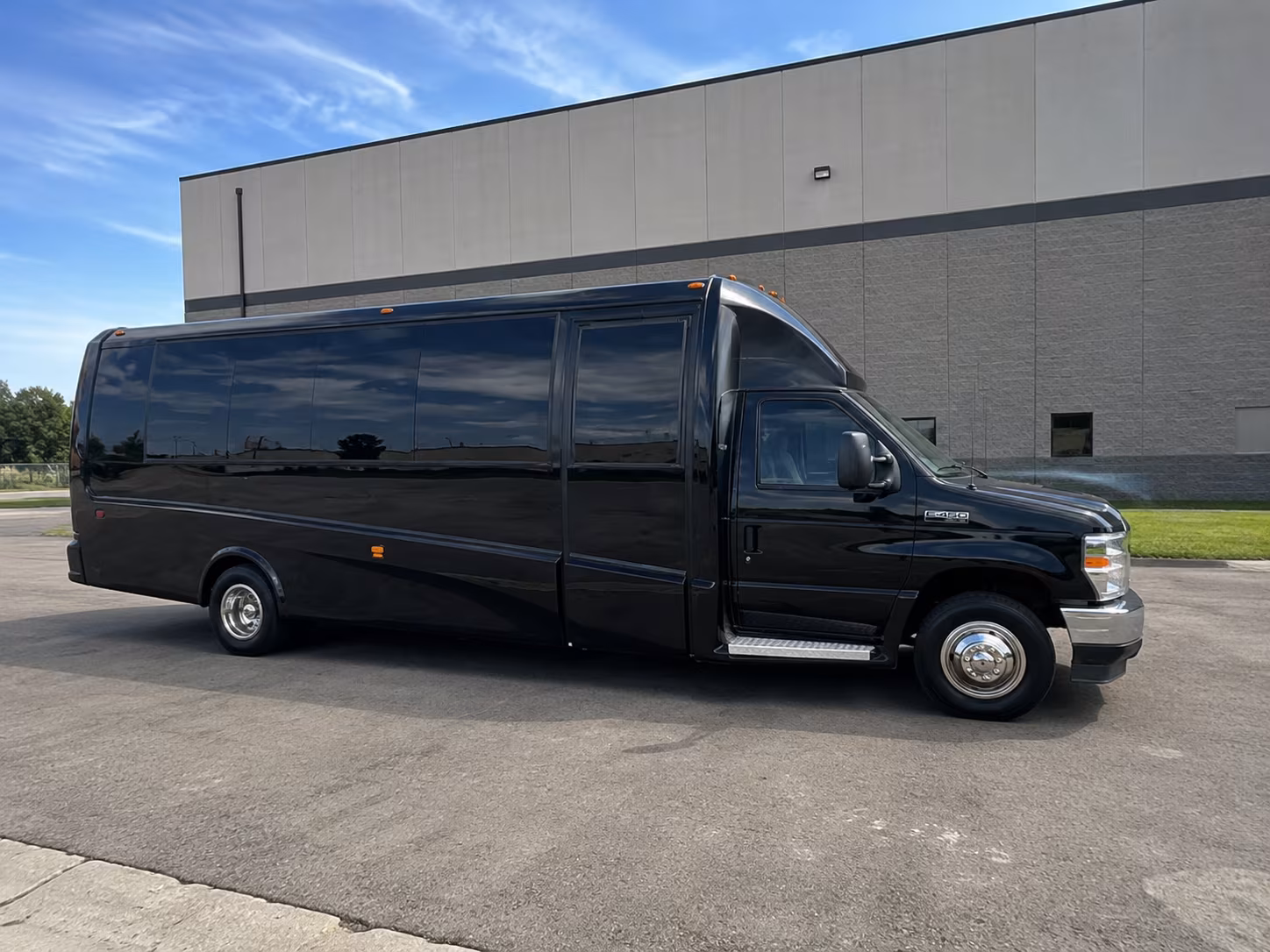 bus rentals for bands performers and touring groups through camden