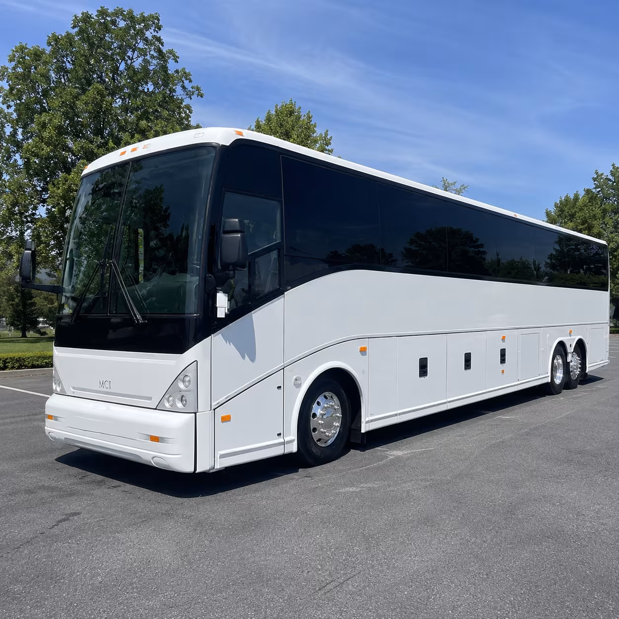 corporate and convention shuttle buses along the camden waterfront