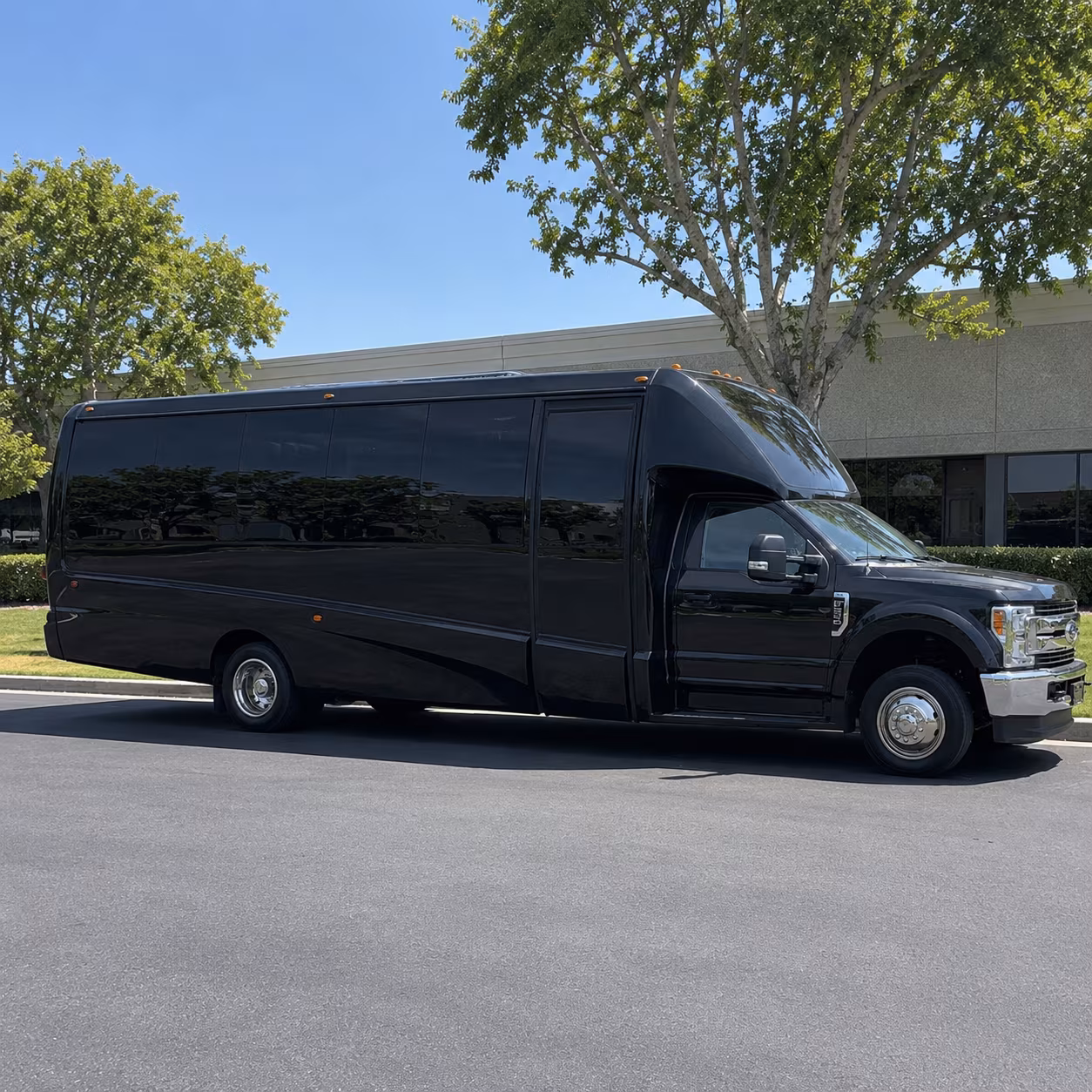 party buses for wine tours along the outer coastal plain wine trail