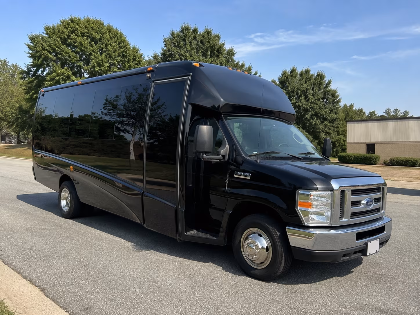 shuttle buses to freedom mortgage pavilion highmark mann and pnc bank arts center